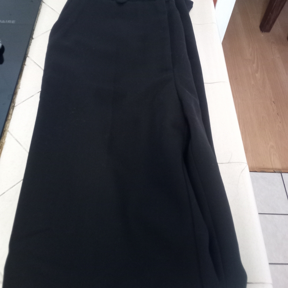 Elegant Black Women's Skirt
